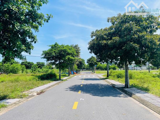 cần tiền nên bán gấp lô đất dân cư sát cổng sân bay Long Thành. - 3