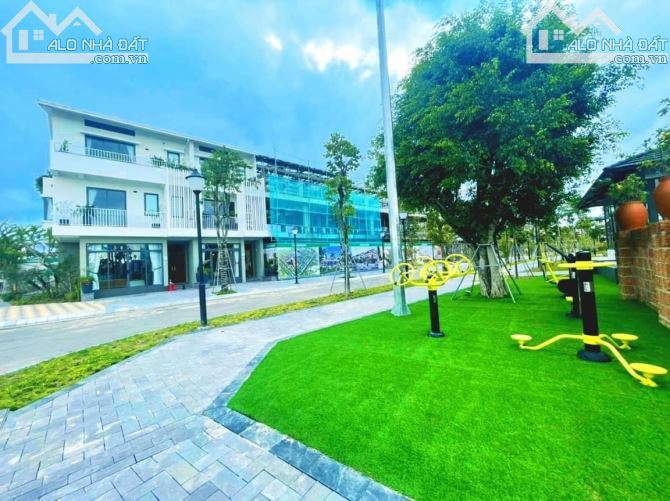 NHÀ LIỀN KỀ ECO GARDEN VIEW CÔNG VIÊN.S=80M2.HƯỚNG ĐÔNG NAM.CHỈ 3,X TỶ.LH NGAY - 3