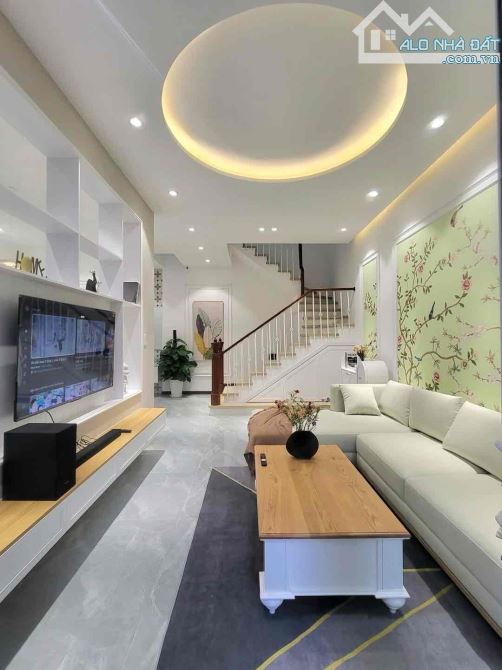 NHÀ 3 TẦNG – FULL NỘI THẤT XỊN – TRUNG TÂM HẢI PHÒNG  🏡 Diện tích: 95m² – - 3