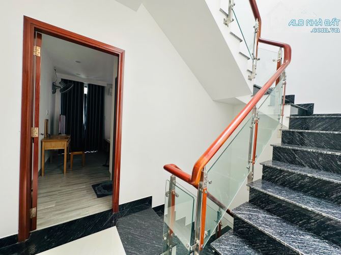 Cho thuê nhà Nguyễn Văn Lượng ( 4x20m ) 3 Lầu Full Nội Thất Khu đồng bộ - 4