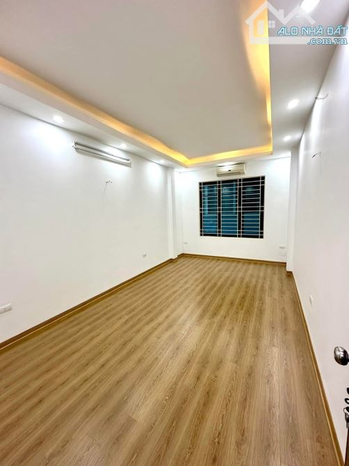 SIÊU HIẾM - NHÀ 6 TẦNG ĐƯỜNG LÁNG - 37M² - Ở NGAY - GIÁ TỐT 7.6 TỶ - 5