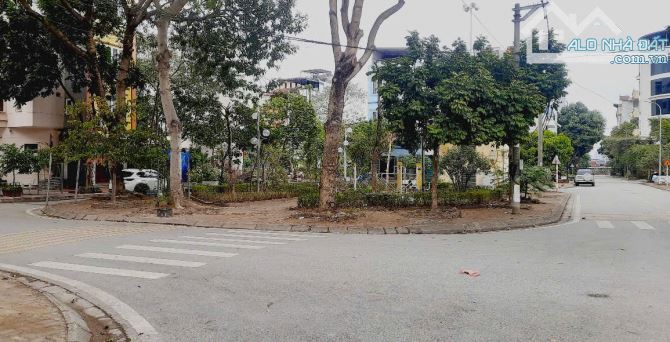 LÔ GÓC VỈA HÈ Ô TÔ NGỦ HƯNG THỊNH HOÀNG MAI - 6TẦNG 20PN 80M2 THANG MÁY - 24,5TỶ DÒNG TIỀN - 5