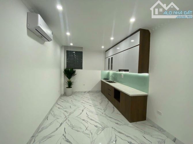 11 TỶ - NHÀ ĐẸP HOÀNG HOA THÁM - VỪA Ở VỪA KINH DOANH, 50M2*6T THANG MÁY, FULL NỘI THẤT - 7