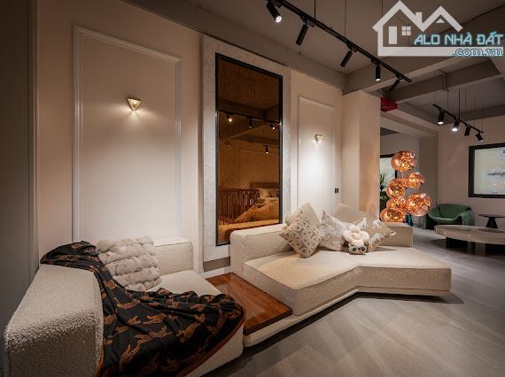 Căn góc LIỀN KỀ tại Rue De Charme 214 Nguyễn Xiển - giá siêu tốt chỉ từ 5$/m2 - 8
