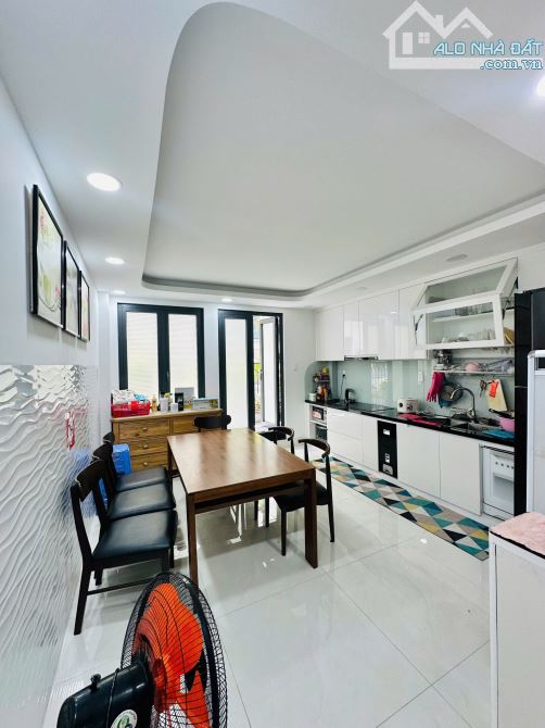 Cho thuê nhà Nguyễn Văn Lượng ( 4x20m ) 3 Lầu Full Nội Thất Khu đồng bộ - 9