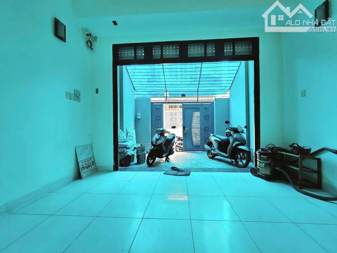 🏡 Bán nhà đường 3/2 🏠 Kết cấu: Nhà 4 tầng, CHDV 11 phòng, doanh thu 840 triệu/năm