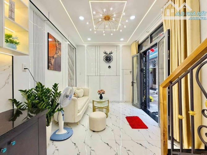 Nhà Gò vấp, Phường 9,Sổ Hồng Riêng.