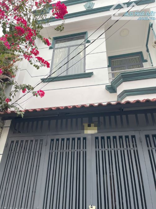 Nhà đẹp ngay Gò Xoài giáp Tân Phú 2Tầng mới, Hẻm gần 4m, 42m2 chỉ 4,2 tỷ TL