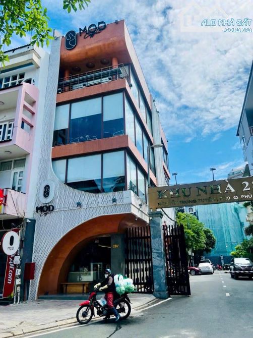Bán nhà mặt tiền: 284C Nguyễn Trọng Tuyển, Phường 10, Phú Nhuận (4m x 17m - 4 Tầng)