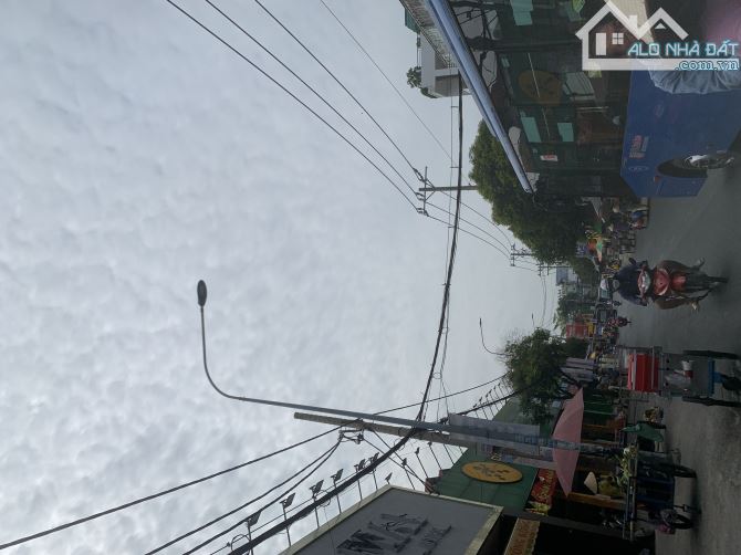 BÁN NHÀ BÌNH TRỊ ĐÔNG KHU VIP TÊN LỬA 3B65F1