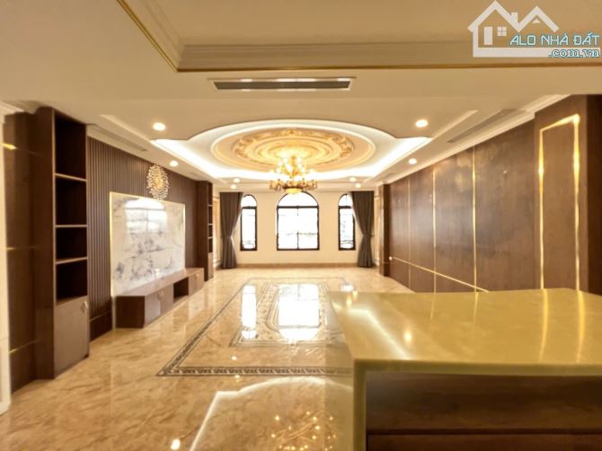 Mặt hồ Quan Nhân Nhân Chính Thanh Xuân 98m 7 tầng thang máy ô tô đõ cửa 30 phòng khép kín