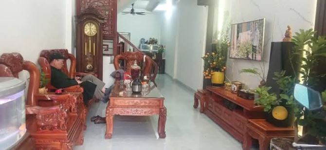 Nhà 3 tầng mới đẹp mặt đường phường Lộc Vượng - 1