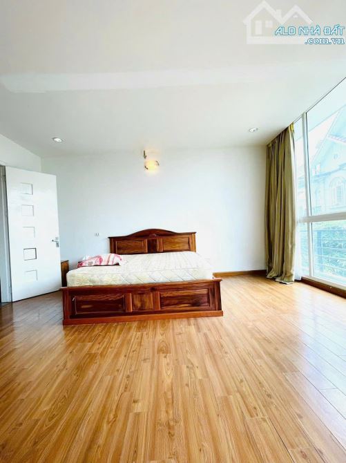 Siêu Vip: Mặt phố Quảng Khánh, Tây Hồ: 55m2,4T, 33.5 Tỷ, view triệu đô, giá siêu tốt - 1