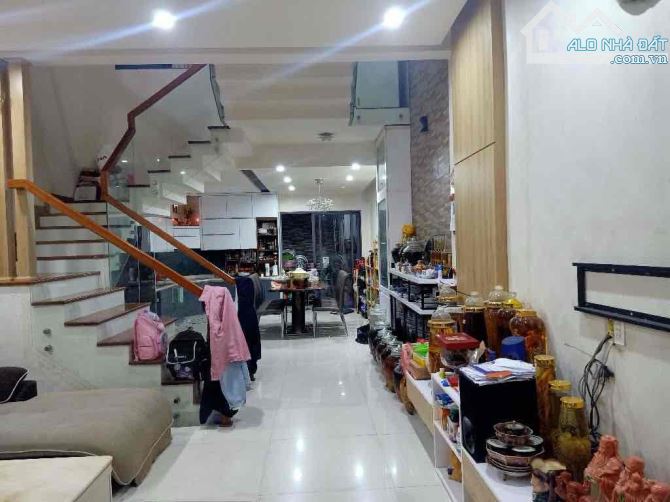 NHÀ MẶT TIỀN NGUYỄN HỮU DẬT - 100M2 - 3 TẦNG - NHÀ ĐẸP, KIÊN CỐ Ở NGAY - 12 TỶ CÓ TL - 1