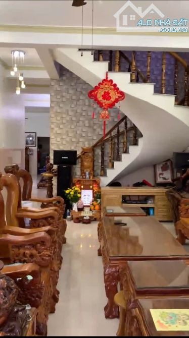 💥Bán căn biệt thự mặt tiền đường Đào Duy Tùng - phường Phú Thuỷ - TP Phan Thiết - 1