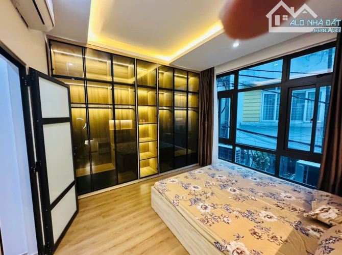 Quá Đẹp mặt ngõ Phương Mai 46m 4 tầng trước nhà 2.5m ô tô đỗ gần tặng hết nội thất - 1