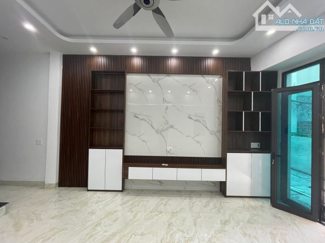 NHÀ 3 TẦNG NGÕ PHỐ MAI HẮC ĐẾ - TPHD  ⛱️Diện tích : 48m2 ⛱️Mặt tiền : 4m - vuông vắn ⛱️Hướ - 1