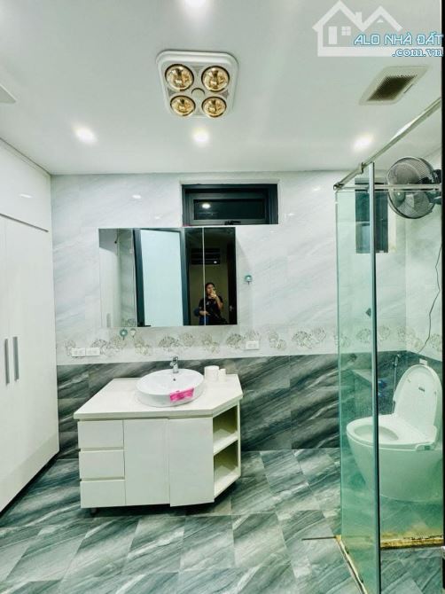 Ngon hơn Vàng nên phải NHANH mới sở hữu em siêu VIP Phạm Hồng Thái 56m 7 tầng 4,2m 33 tỷ - 1
