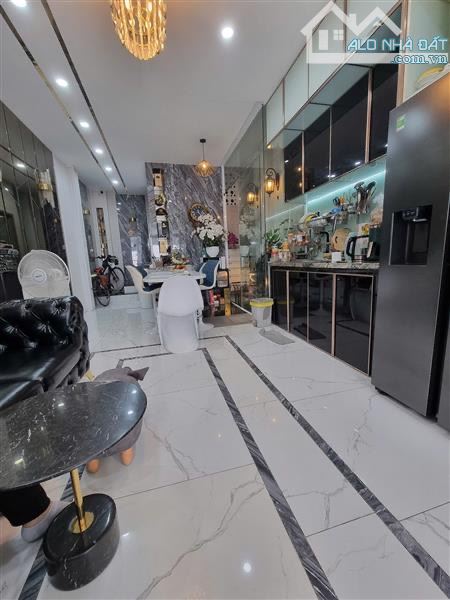 BÁN NHÀ BÌNH TRỊ ĐÔNG KHU VIP TÊN LỬA 3B65F1 - 1