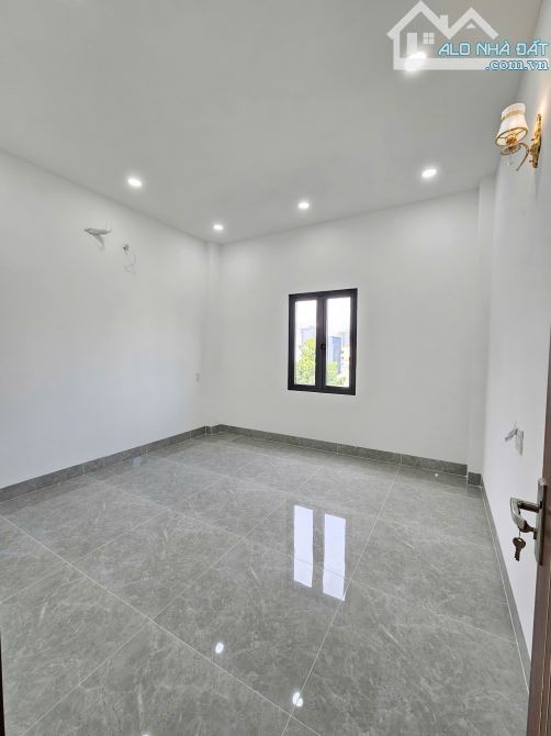 Bán 2 căn nhà 1 trệt 2 lầu, KDC Lộc Phát Residence, Thuận Giao, Tp.Thuận An - 12