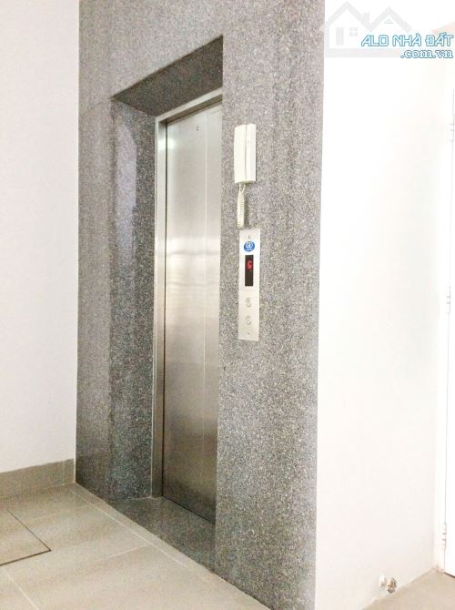 Bán toà căn hộ 7 tầng hẻm rộng ô tô  đường Pasteur DT75m2 Giá 15,5 Tỷ - 2