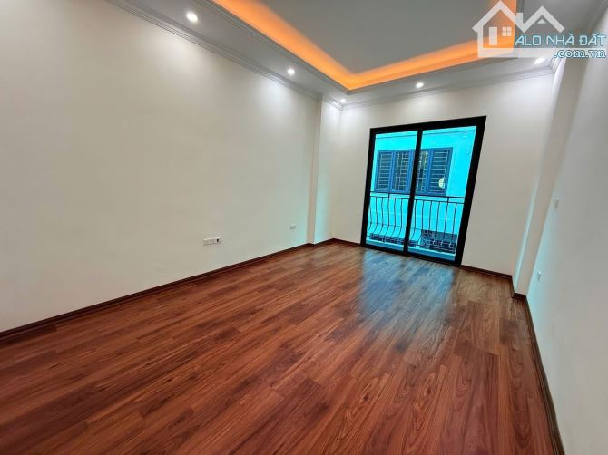 Bán nhà Khương Đình 5,95 tỷ, 32m2*5T, Ngõ bagac tránh, 2  thoáng, Gần phố - 2