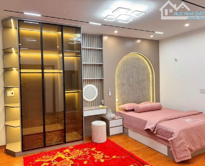 BẤT THƯỜNG NHÀ ĐẸP 7T, TM / THÔNG SÀN / NGÕ THÔNG/GẦN PHỐ 43M2  PHỐ YÊN HÒA - NGUYỄN KHANG - 2