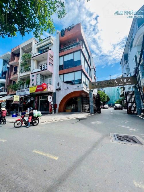 Bán nhà mặt tiền: 284C Nguyễn Trọng Tuyển, Phường 10, Phú Nhuận (4m x 17m - 4 Tầng) - 2
