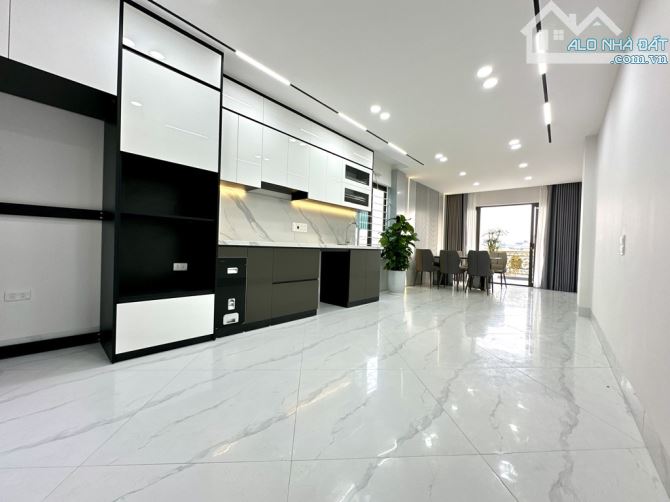 Bán nhà phố Khương Trung gần Ngã Tư Sở, 100m², 3 tầng, mặt tiền 5m, phân lô quân đội - 2