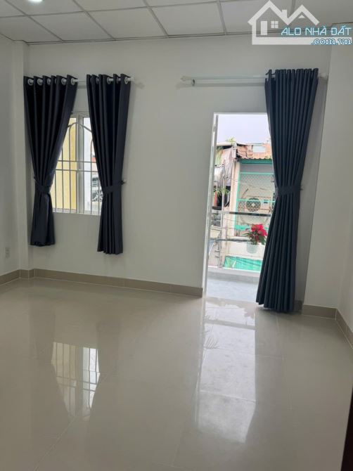 Bán Nhà Tân Hòa Đông - Bình Tân Giáp Q.6 - 40m² - 2 tầng - Hẻm Đẹp - Hoàn Công Đủ - 3