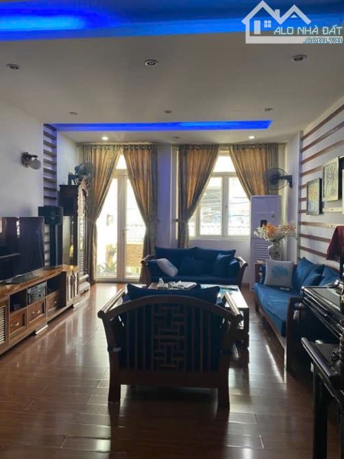💥SIÊU PHẨM 5 TẦNG - 91M2(4.5*21) -KHU SÂN BAY HẬU GIANG - CÓ HẦM RỘNG ĐỂ XE 7 CHỔ - 3