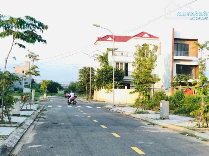 LÔ 160M2 MẶT ĐƯỜNG PHÙNG HƯNG 42M,SỔ SẴN CÔNG CHỨNG CHỈ VỚI 900TR - 3