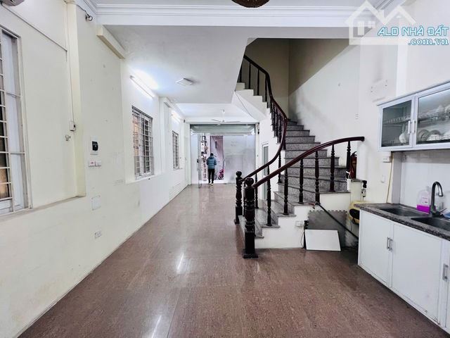 Bán Nhà 5 Tầng Dân Xây Ngõ Phố Nguyễn Trãi, Thanh Xuân, KD, Ô Tô, DT55m2- MT5m- 11.x tỷ - 3