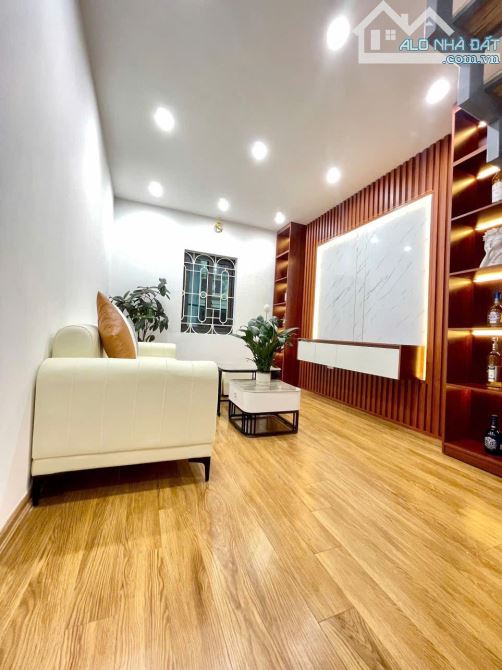 BÁN TẬP THỂ 4 NGỦ 2WC 100m2 Giá 3,55 tỷ Khương Trung Vũ Tông Phan Ôtô, nhà đẹp - 3