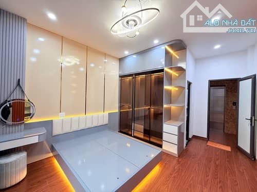 Nhà đẹp 6 tầng Xuân La 40m2, mt 4m, ô tô tránh, gần phố, 15 tỷ - 4