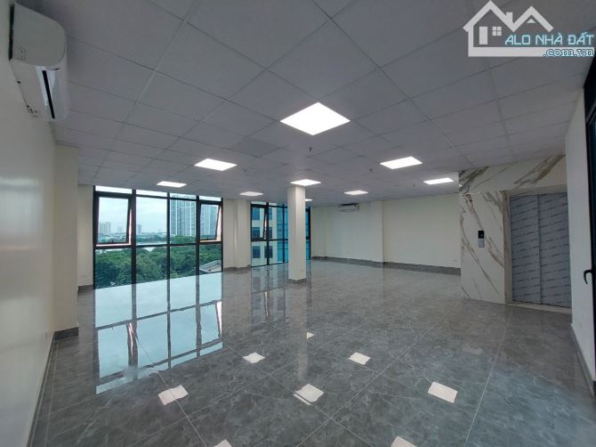 Cho thuê văn phòng Khuất Duy Tiến, 100 m2, Sàn Đẹp NHư ẢNh, Giá cạnh tranh - 4