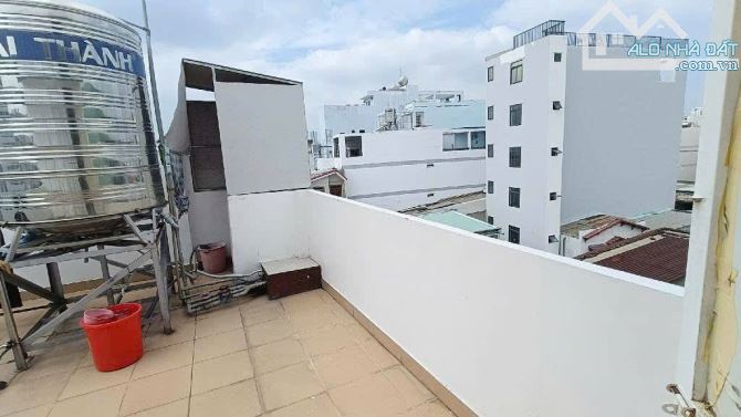 Nhà 4 tầng 1 sẹc Nguỹên Thị Thập. 5*20 nở hậu 5,4 m. 12,5 tỷ. Hẻm thông. - 5