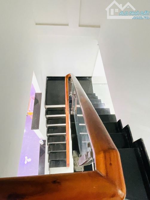 Nhà đẹp ngay Gò Xoài giáp Tân Phú 2Tầng mới, Hẻm gần 4m, 42m2 chỉ 4,2 tỷ TL - 5