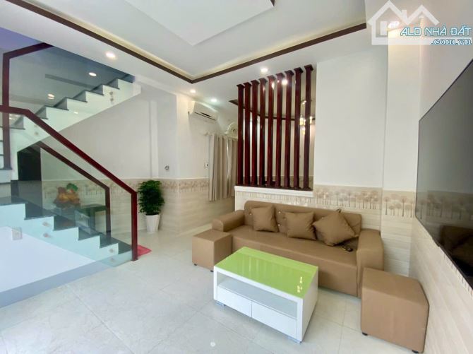 Nhà 2 tầng, hẻm oto, 37,4m2, ngay Tháp Bà, giá 2,85 tỷ - 6