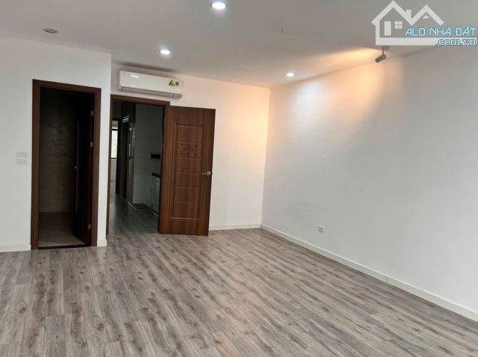 Cho thuê shophouse B17 Vinhomes Gardenia. DT 110m2, 5 tầng, thang máy, 55 triệu - 9