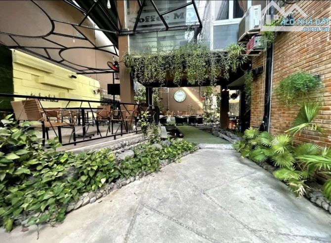Bán nhà mặt tiền Lê Đại Hành gần NTMKhai 373m2 ngang8m giá 47tỷ