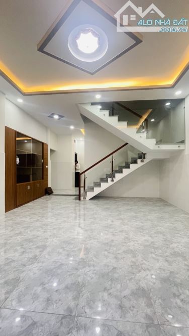 Bán nhà 60m2, HXH thông, Đường Số 16A, Bình Tân, 2 tầng, giá 3.8 tỷ còn thương lượng.