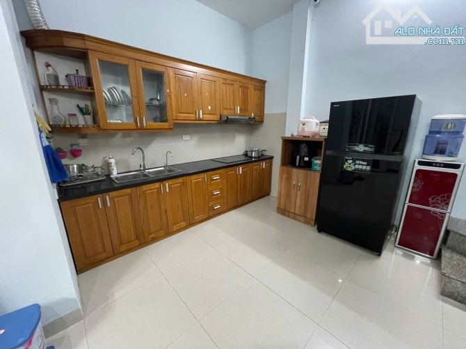 6 tỷ nhà 35m2 phố Thanh Bình, Mộ Lao, Hà Đông sổ vuông chính chủ nhà đẹp ô tô đỗ cổng