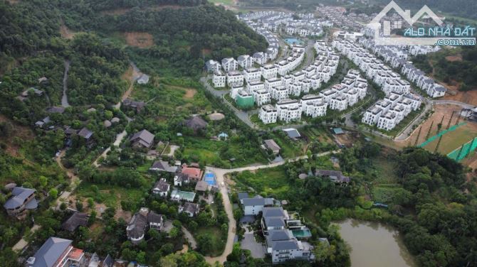 CẦN BÁN 2029M2 TRONG QUẦN THỂ NGHỈ DƯỠNG THUNG SIM,THUNG LŨNG NGỌC LINH TIẾN XUÂN  THẠTHẤT