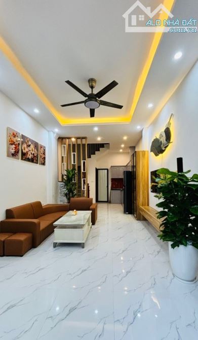 Xách vali đến ở ngay Quang Tiến 36M x 5T, Ô TÔ đỗ cửa, KD đỉnh, 5,85 tỷ