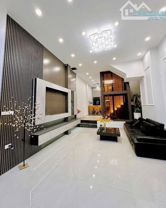 PHÂN LÔ PHỐ HỒNG TIẾN - 60M2 x 5T - THANG MÁY - Ô TÔ TRÁNH - KINH DOANH - HƠN 12 TỶ