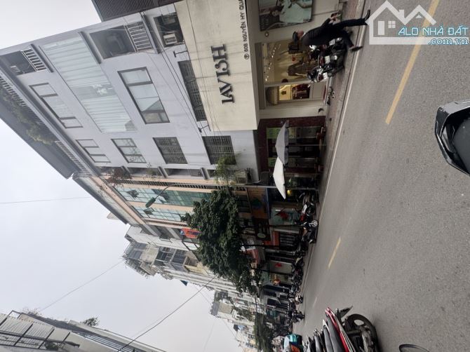 SIÊU PHẨM MẶT TIỀN 5M, NHÀ 6T MẶT PHỐ VIP QUẬN ĐỐNG ĐA, KD BẤT CHẤP, DT 43M2 GIÁ 23,5 TỶ