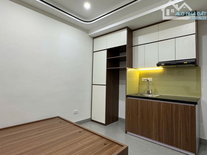 BÁN CĂN HỘ DỊCH VỤ NGUYỄN TRÃI - 40M2 - HƠN 8 TỶ - LÔ GÓC, DÒNG TIỀN ~50TR/THÁNG