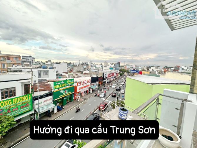 Cho thuê nhà mặt tiền 3 lầu đường Dương Bá Trạc P.1 Quận 8 - 11