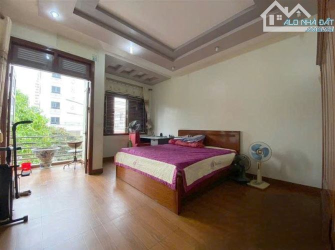 CHO THUÊ NHÀ tại Văn Cao, 90M2, 4 TẦNG 4 ngủ full, 26 triệu - 1